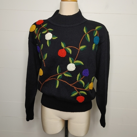 Vintage Embroidered Floral Mock Neck Wool Blend Sweater Size S - Picture 2 of 11